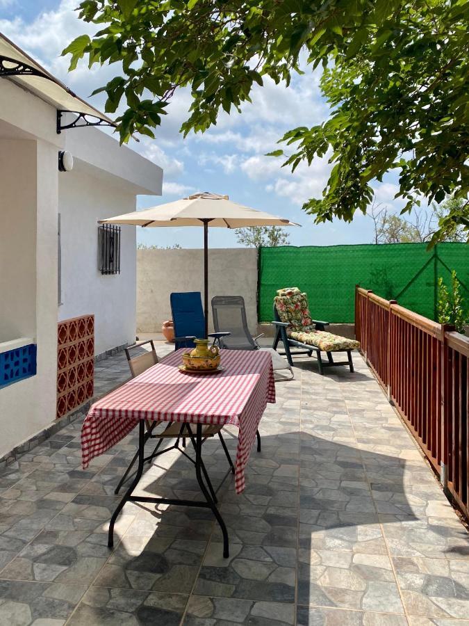 Bed and Breakfast Casa Dominaty Calig Экстерьер фото